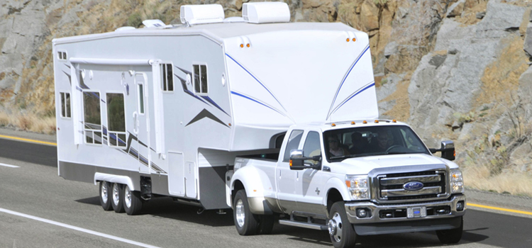 Synergy RV Transport in Stacy